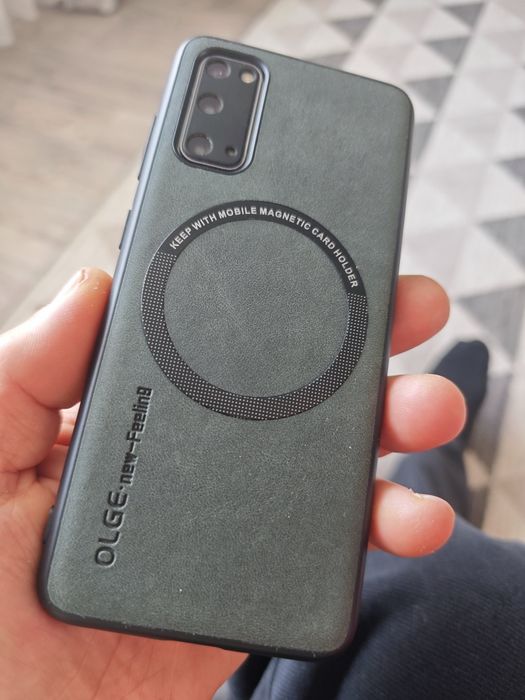 Смартфон Samsung S20