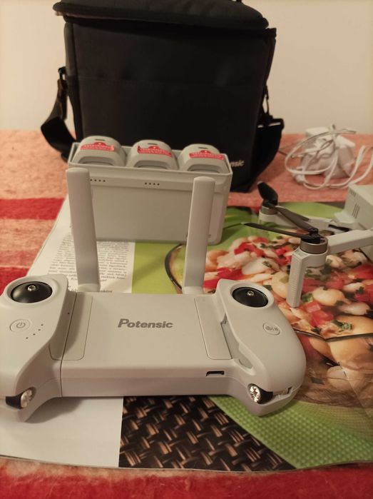 Dronă Potensic Atom