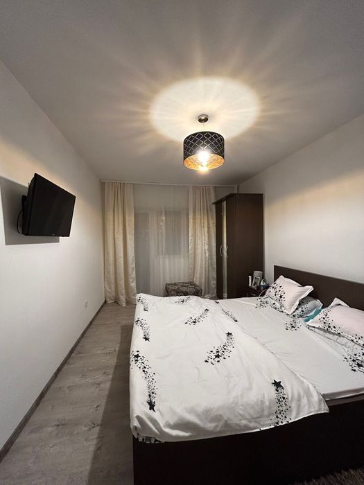 Ap 3 camere se inchireaza