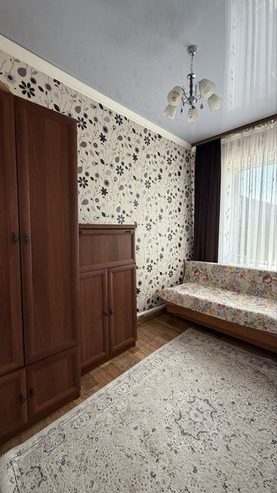 Продается пол дома на 64 квартале