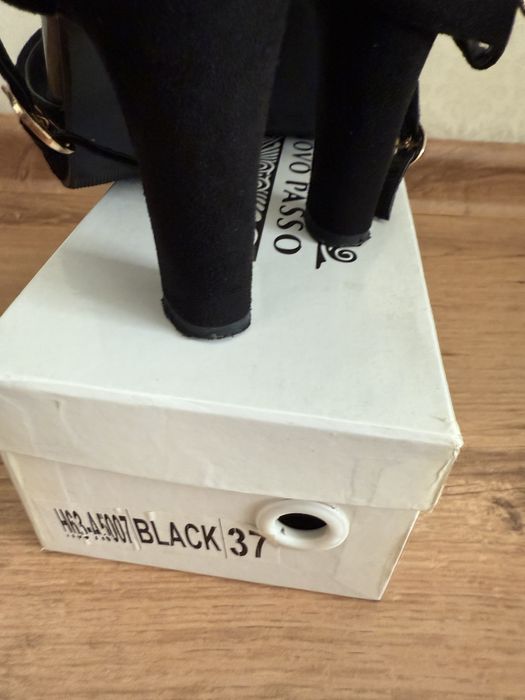 Босоножки женские