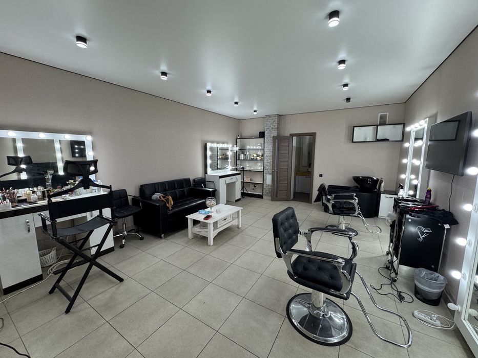 Продам офис Бьюти студию