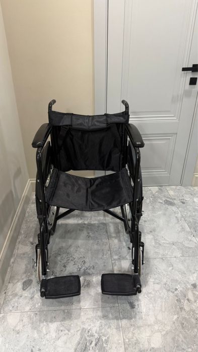 коляска для инвалидов