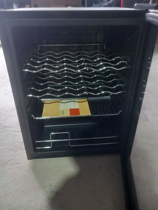 SUPER OFERTA Frigider pentru bauturi MIXT