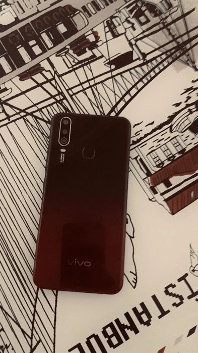 Продам  телефон Vivo