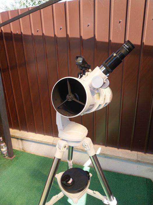 Vând telescop bresser messier
