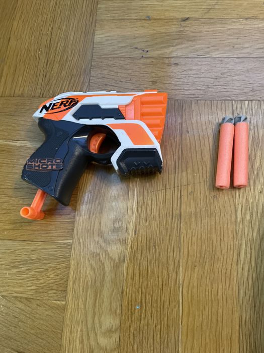 Nerf Elite Microshots пистолет