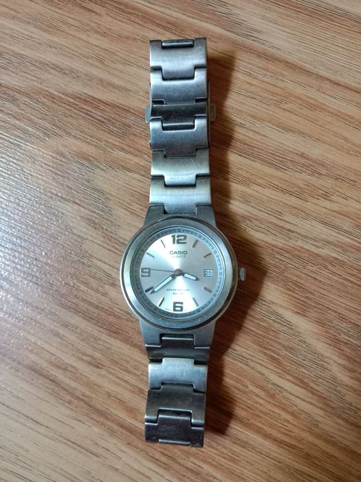 Часы мужские наручный