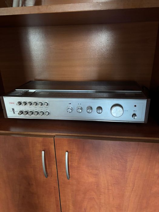 Amplificator pioneer