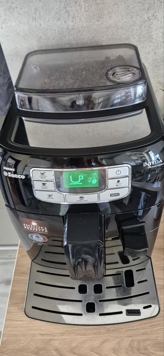 Кафемашина робот Philips Saeco Intelia