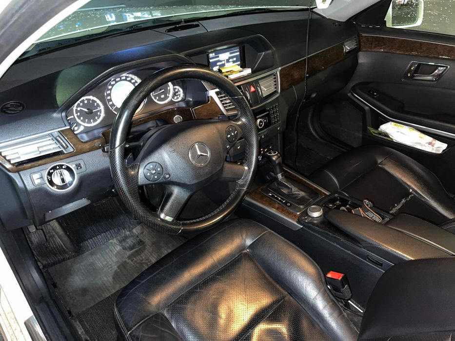 Mercedes W212 E200CDI 2011