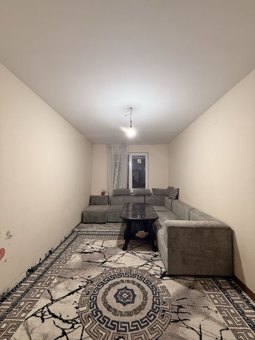 Choshtepa sergile 2xona sotiladi