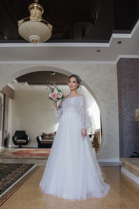 Свадебное платье