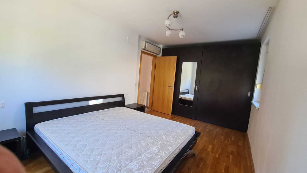 Inchiriez apartament 3 camere, 90 mp, Ansamblul Residenz (Cartierul German), 450 EUR negociabil!