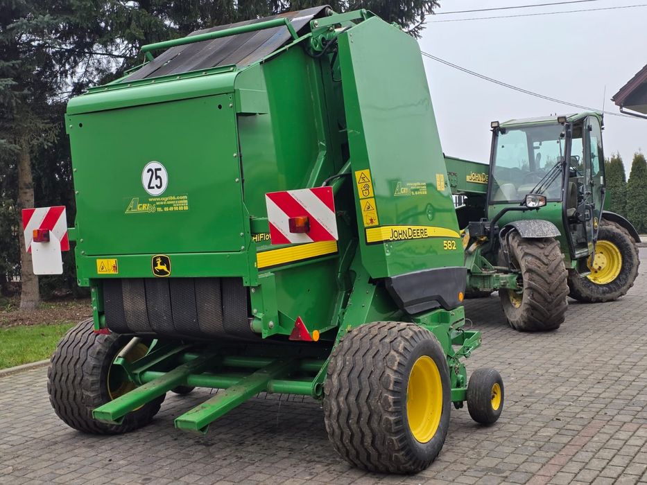 Пресс подборщик JOHN DEERE 582