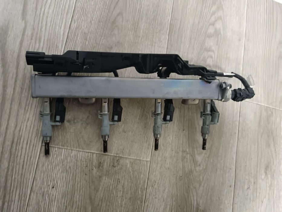 RAMPA INJECTOARE CU SENZOR PRESIUNE TOYOTA RAV 4 , CAMRY 2.5I HYBRID 89458 33041, 23250 25020