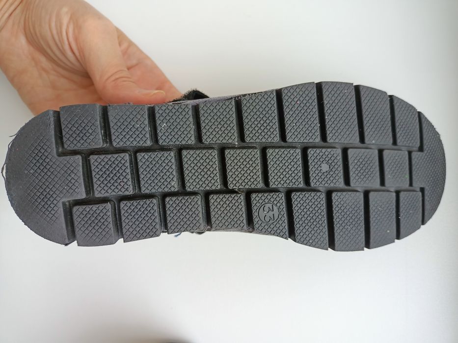 продам туфли детские для девочек