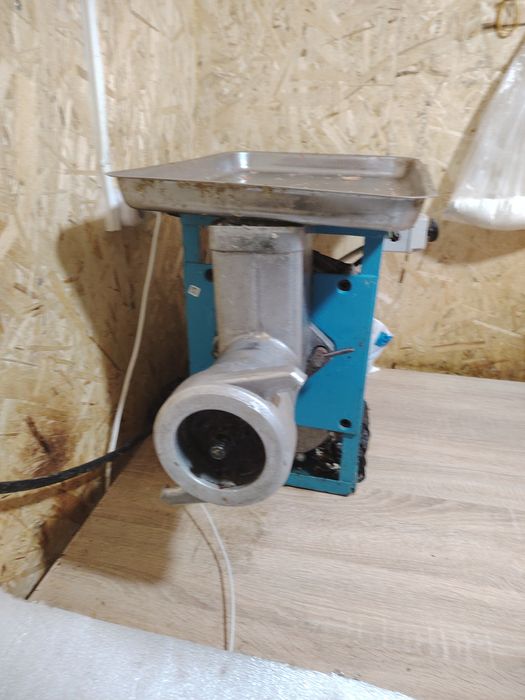 Мясорубка б/в 3 фаза