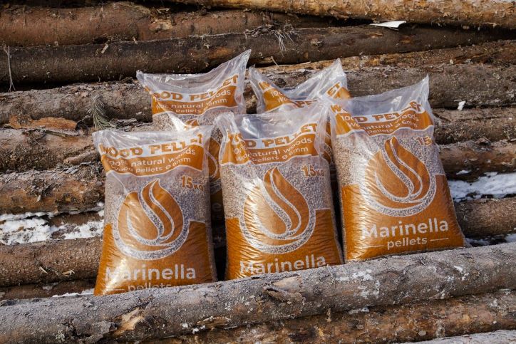 Дървесни пелети и брикети
