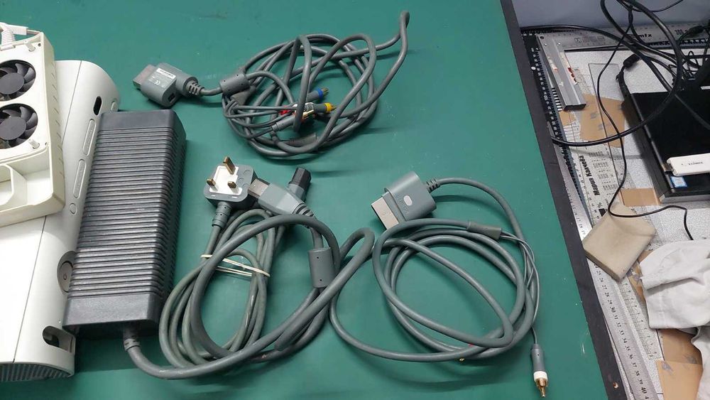 xbox 360 + игри 10