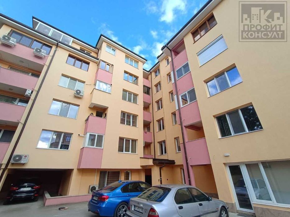 Двустаен апартамент в централната част на гр. Велико Търново