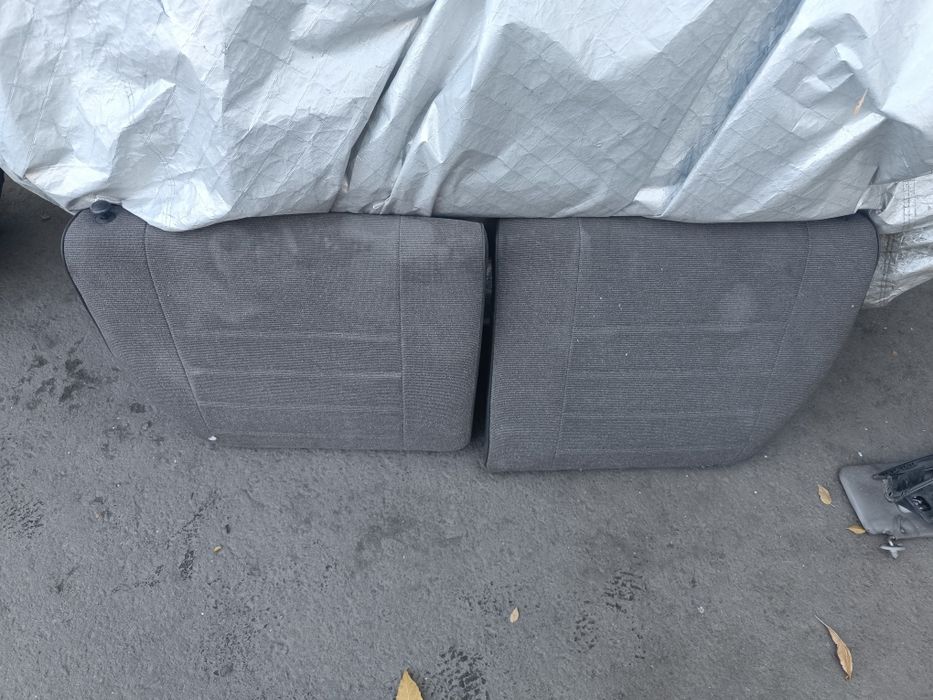 Задний диван MAZDA 323 BF