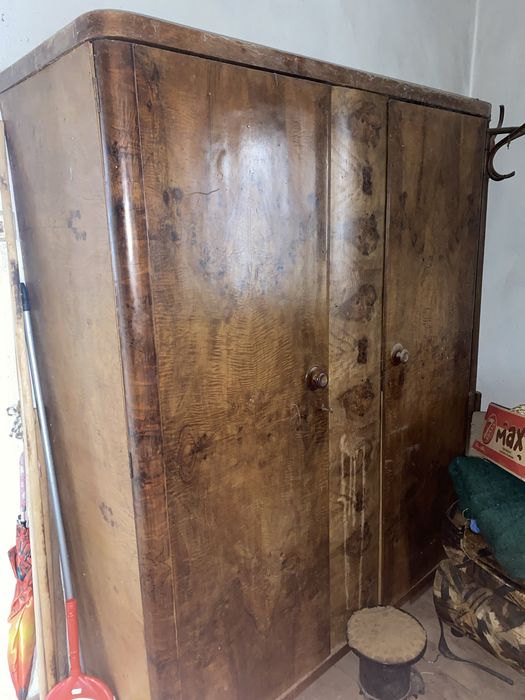 Антикварни дървени предмети