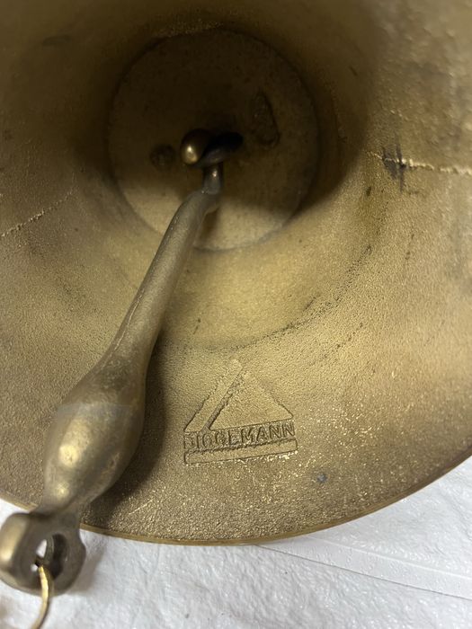 Красива,корабна,бронзова камбана