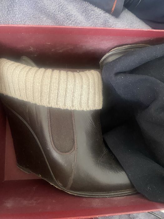 Продам женскую обувь