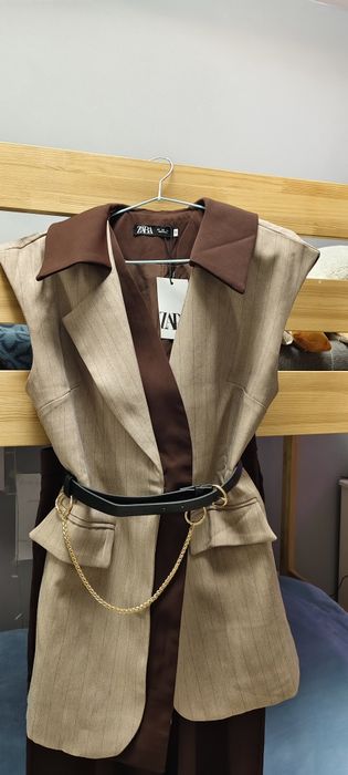 Деловой костюм Zara
