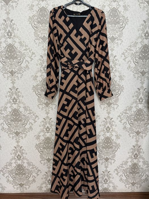 Продам платья