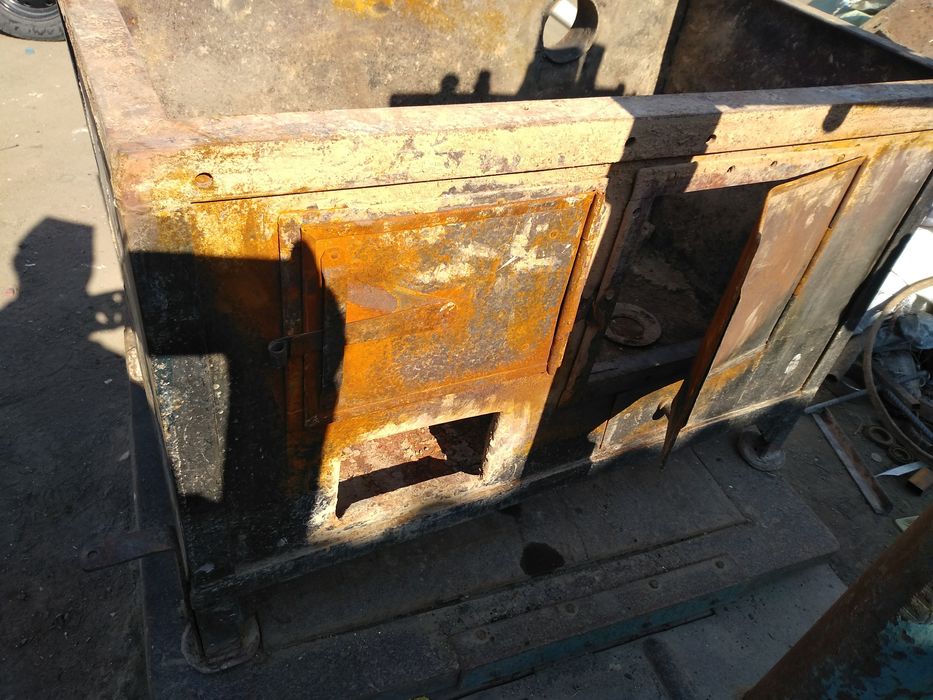 Печка темир катта туртбурчак атрофи уголник