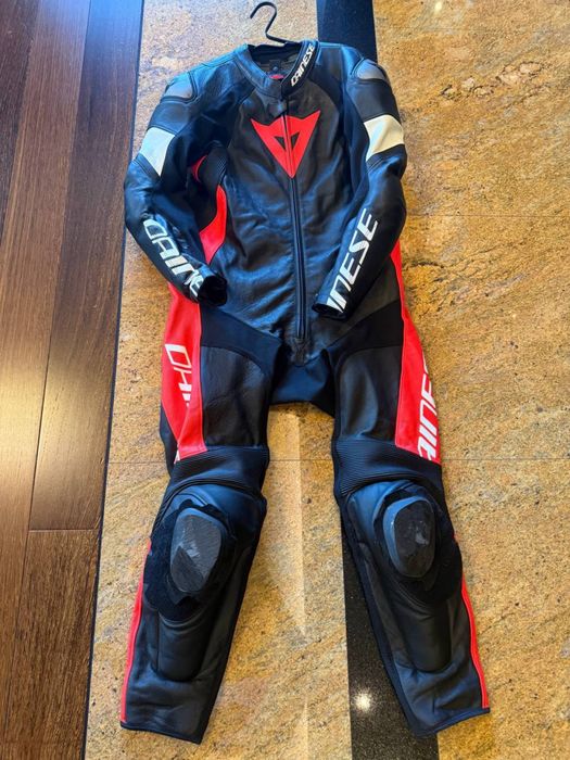 Екип на дайнезе,носен веднъж.52