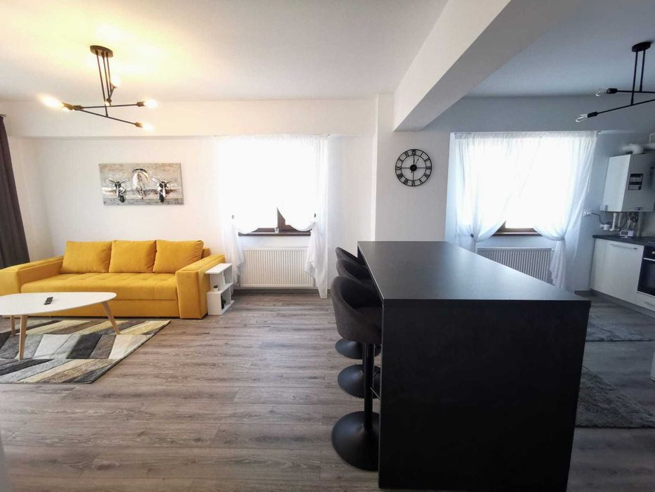 Închiriez apartament 2 camere (fond nou 2022) + loc parcare privat