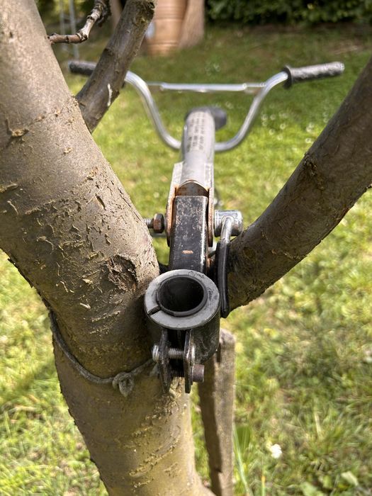 Atas bicicleta pentru copii