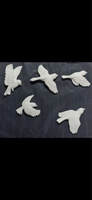 Декор птички из гипса