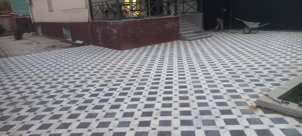 Укладка гранитной плитки брусчатка