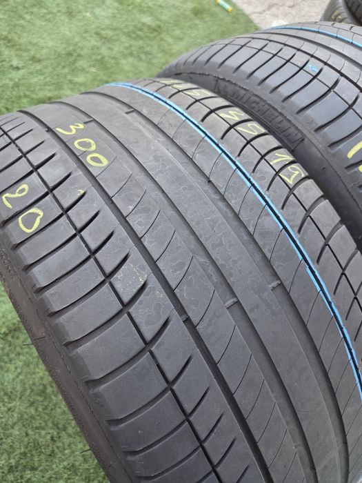 275 35 19 Michelin