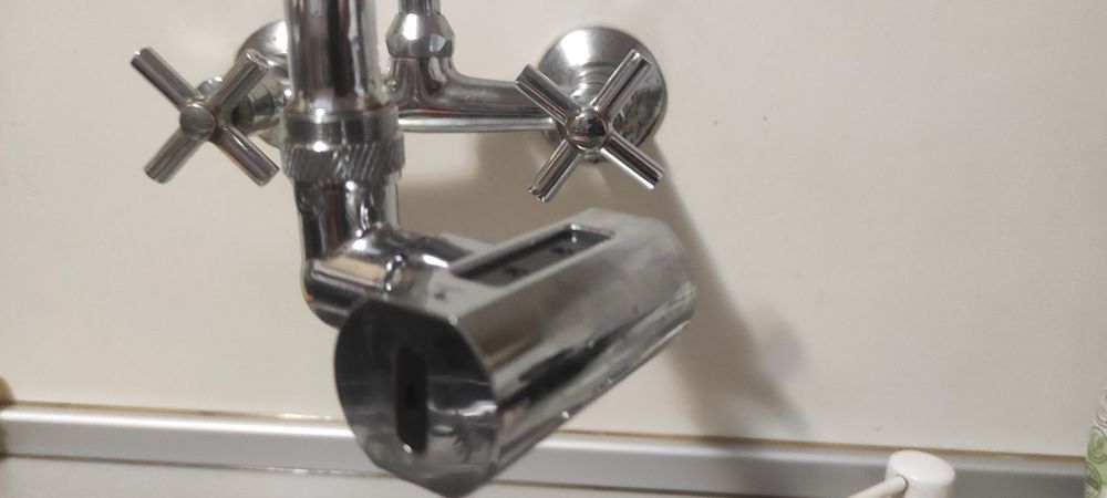 Рафтове за стена и други