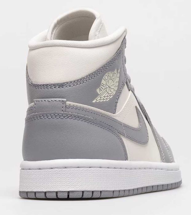 Vand Adidasi AIR JORDAN 1 MID