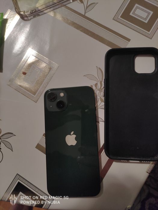Продам айфон 13 срочно