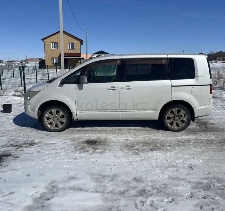 Продам Mitsubishi Delica D:5 2010 г.