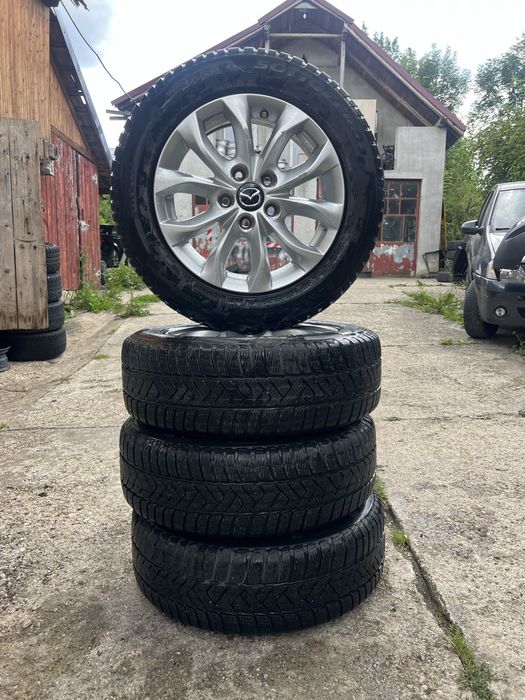 Vând Jante cu cauciucuri Mazda 3
