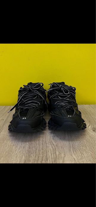 Balenciaga Track