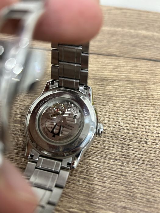 Наручные часы Bulova