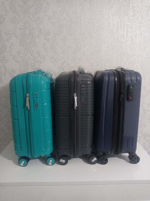 Гелевые чемоданчики ручная кладь