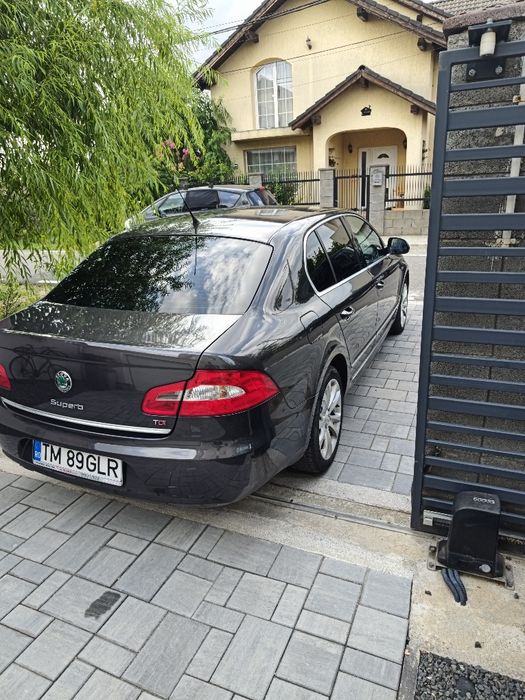 Vând Skoda Superb 2// 2.0 TDI 170 HP