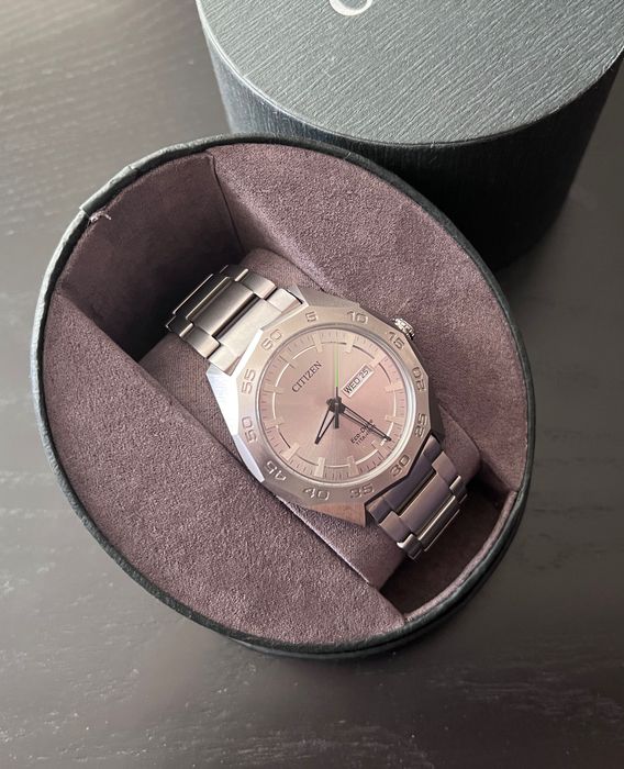 НОВ Мъжки Citizen J800-R007068 Solar Titanium 44mm DayDate