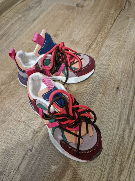Adidasi dama sport