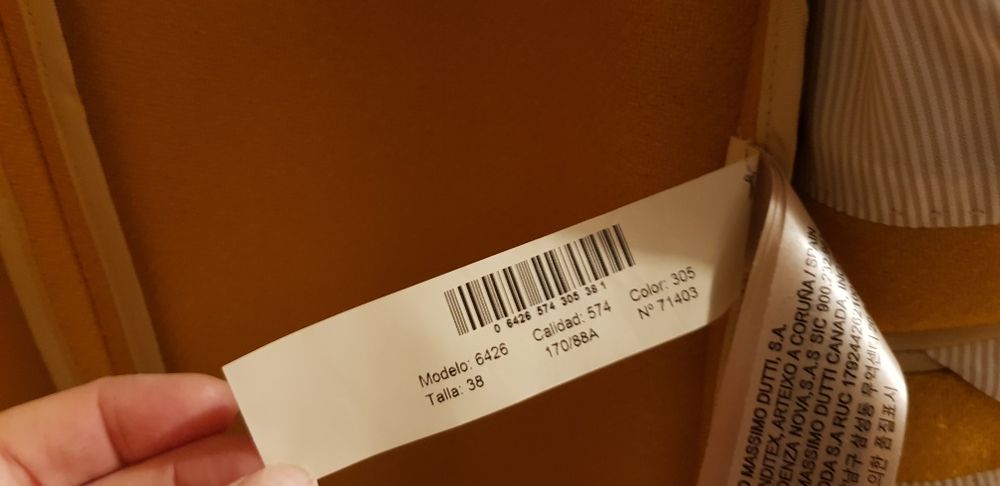 Pardesiu  Massimo Dutti marimea 38